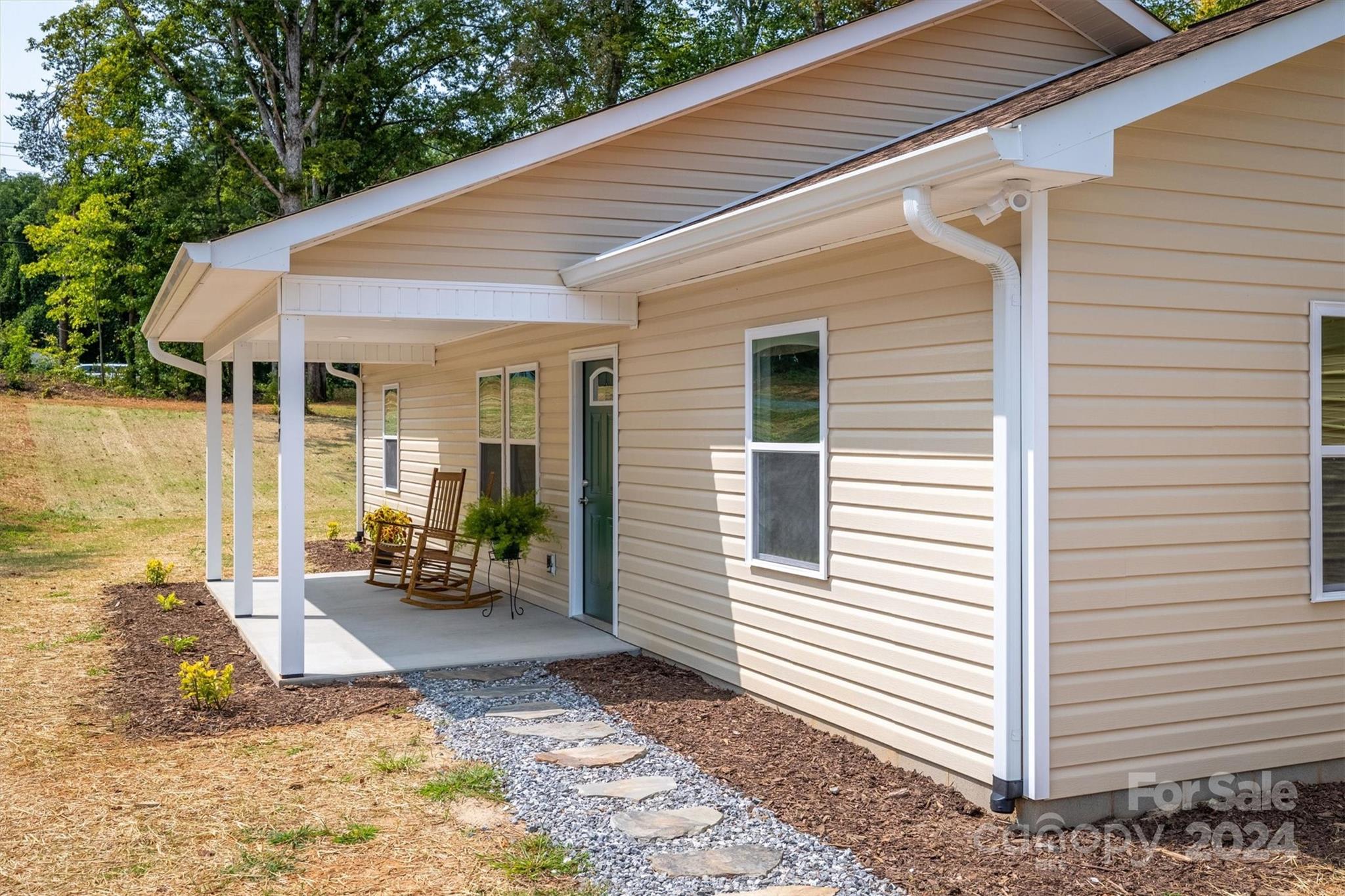1087 Coffey Road Morganton, NC 28655 - Photo 3 of 30 Gallery Image 3