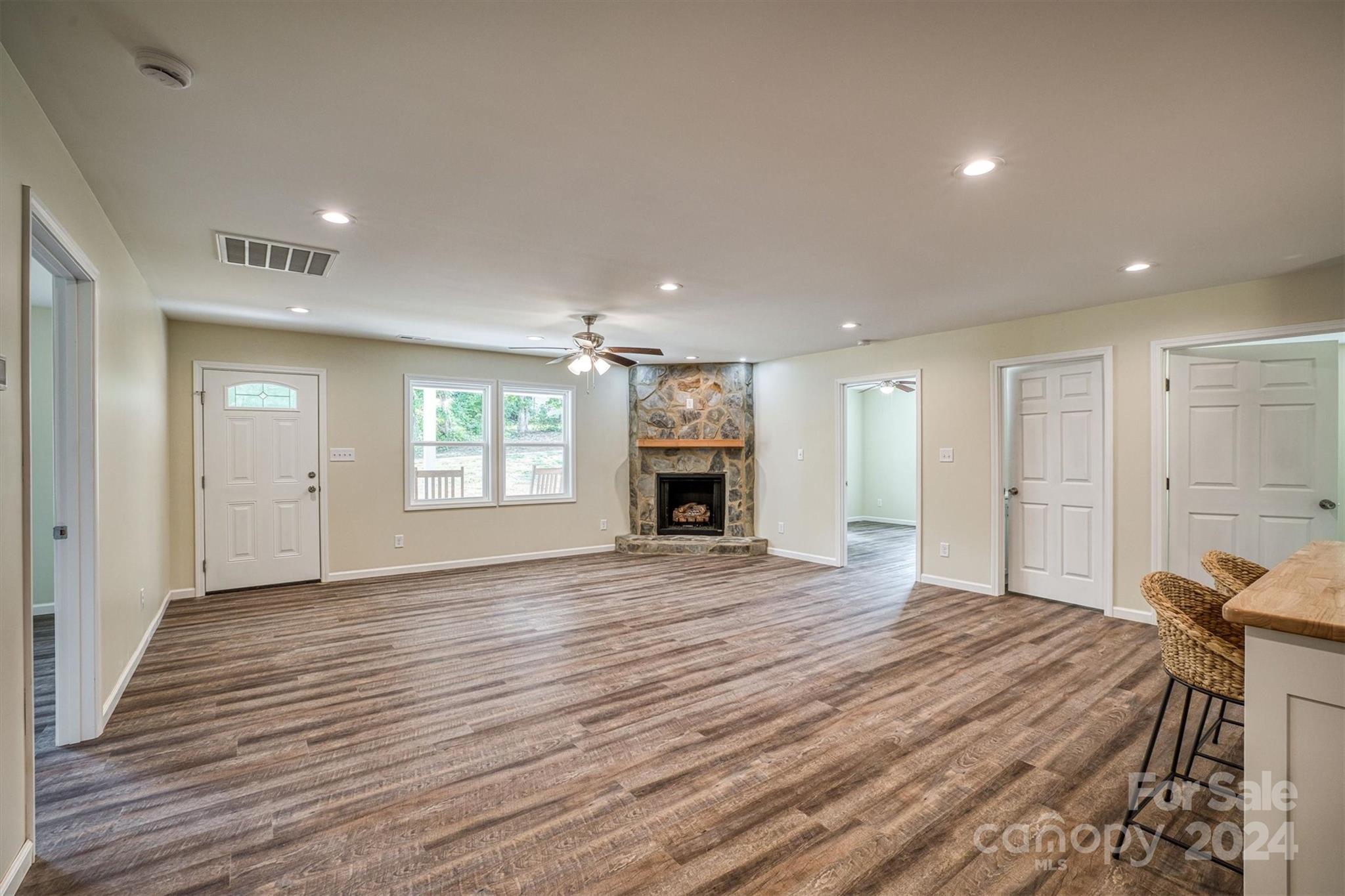 1087 Coffey Road Morganton, NC 28655 - Photo 9 of 30 Gallery Image 9