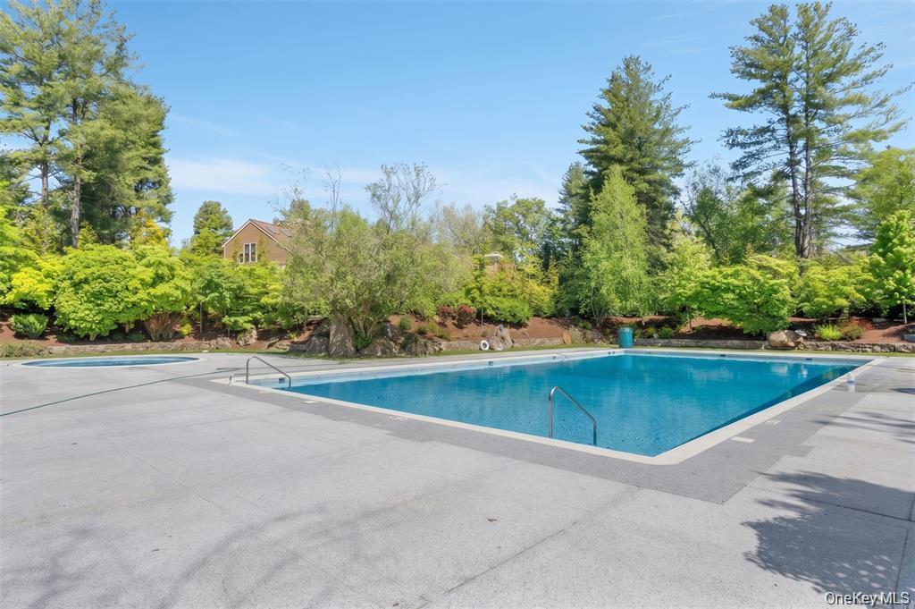 102 Boulder Ridge Road Scarsdale, NY 10583 - Photo 24 of 32