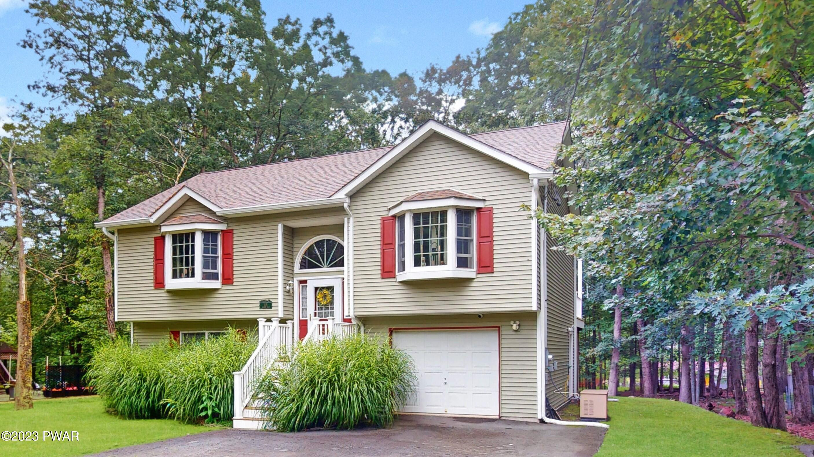 115 Hickory Road Milford, PA 18337 - Photo 17 of 55 115-Hickory-Rd-08292023_110833
