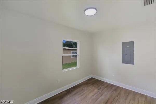 $239,900 | 25 Cypress Street, North Fort Myers, FL 33903