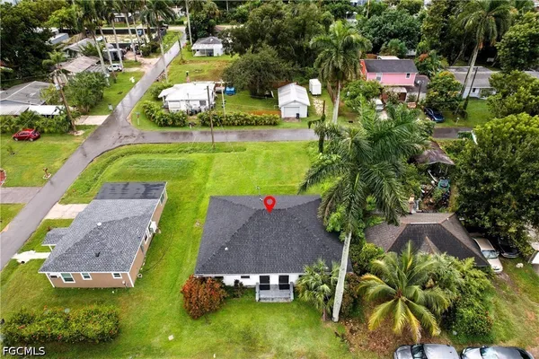 $239,900 | 25 Cypress Street, North Fort Myers, FL 33903
