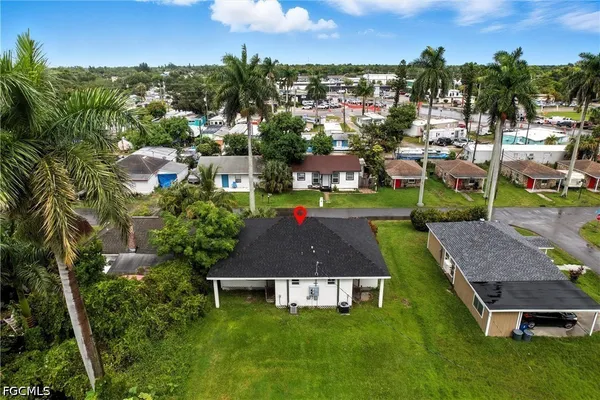 $239,900 | 25 Cypress Street, North Fort Myers, FL 33903