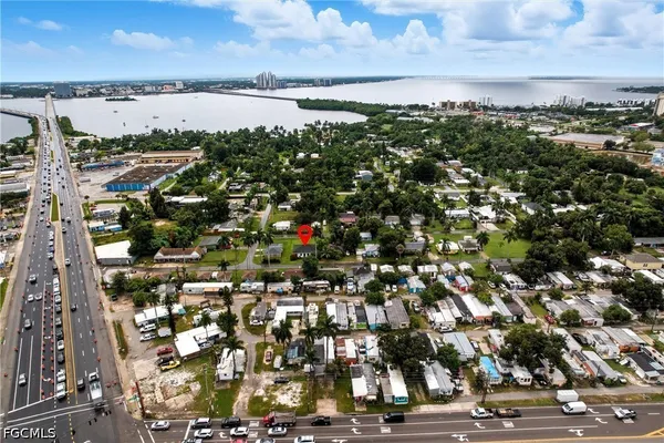 $239,900 | 25 Cypress Street, North Fort Myers, FL 33903
