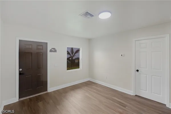 $239,900 | 25 Cypress Street, North Fort Myers, FL 33903