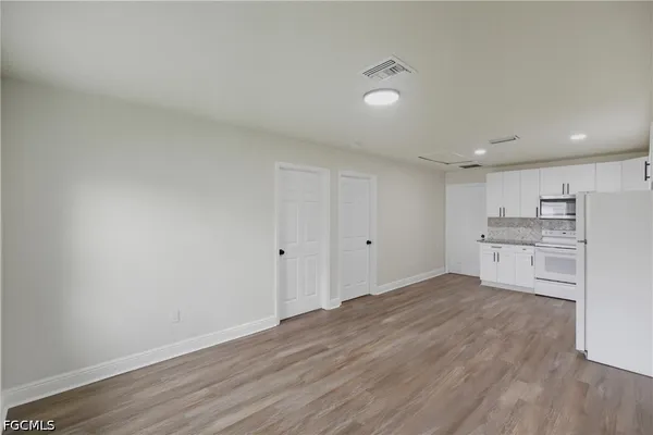 $239,900 | 25 Cypress Street, North Fort Myers, FL 33903