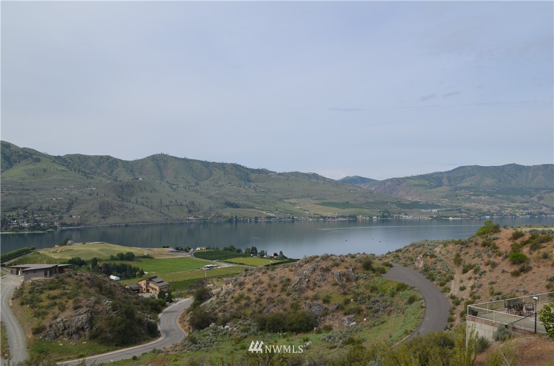 111 Crest Drive Chelan, WA 98816 - Photo 5 of 9 a view of lake with mountain