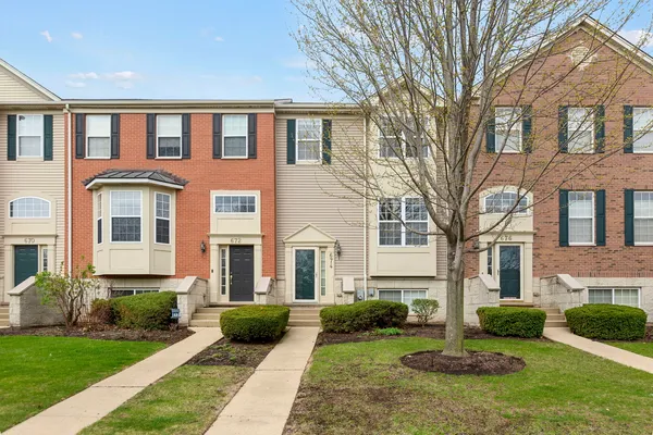 $359,000 | 674 Lambert Lane, Bartlett, IL 60103