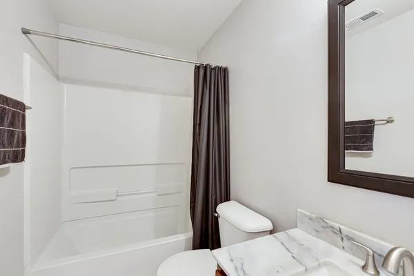 $359,000 | 674 Lambert Lane, Bartlett, IL 60103