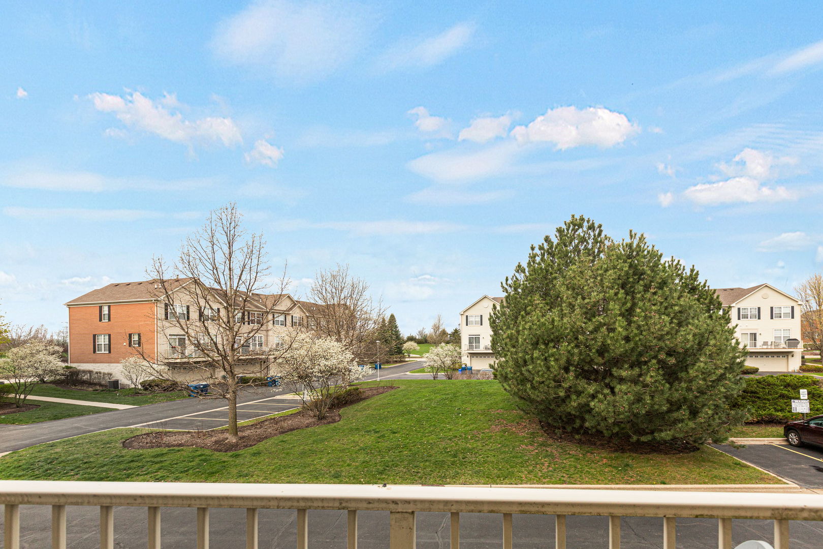 674 Lambert Lane Bartlett, IL 60103 - Photo 20 of 22 a view of a city