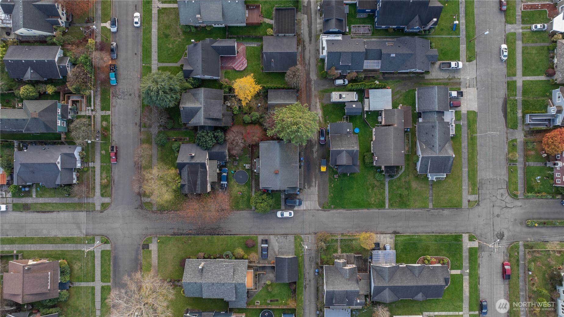 409 North M Street Aberdeen, WA 98520 - Photo 19 of 20 an aerial view of houses and roads