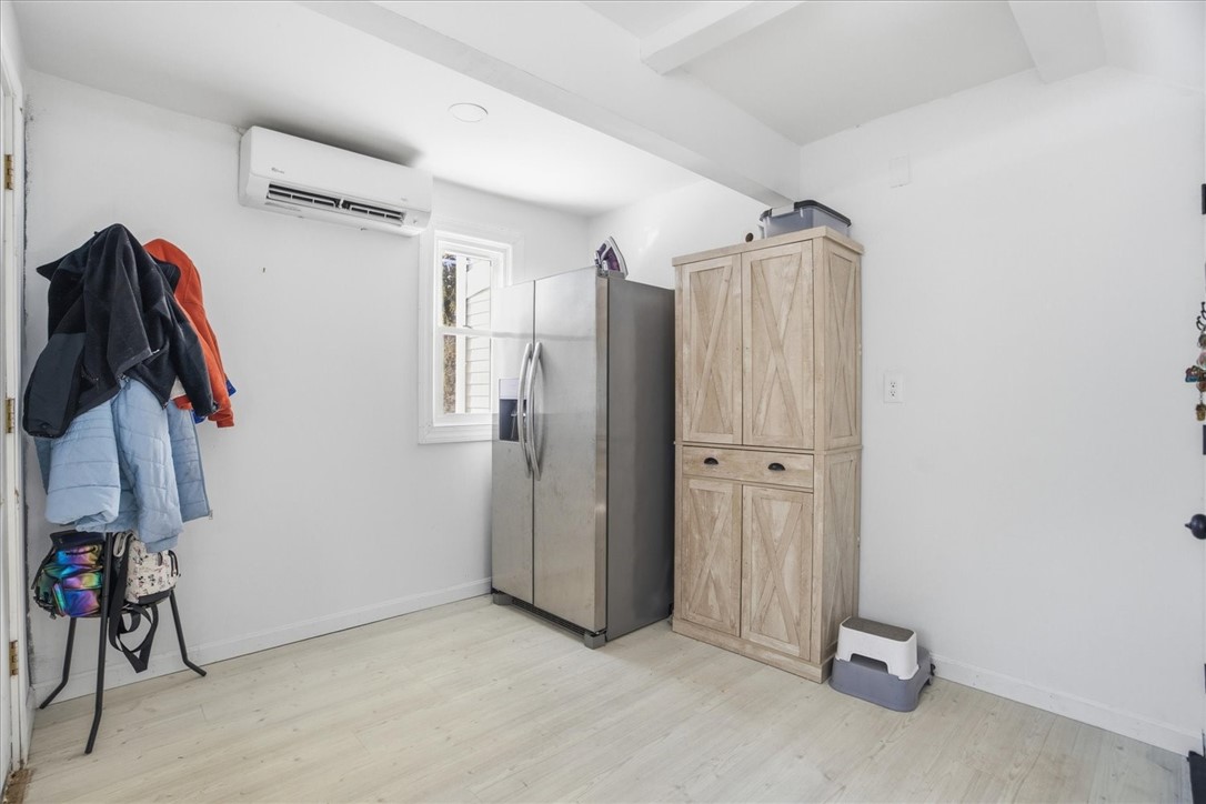 91 Church Street Westerly, RI 02808 - Photo 14 of 47