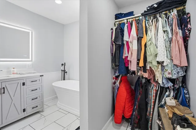 $440,000 | 91 Church Street, Westerly, RI 02808