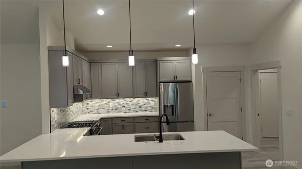 $795,000 | 800 Cedar Drive, Everson, WA 98247