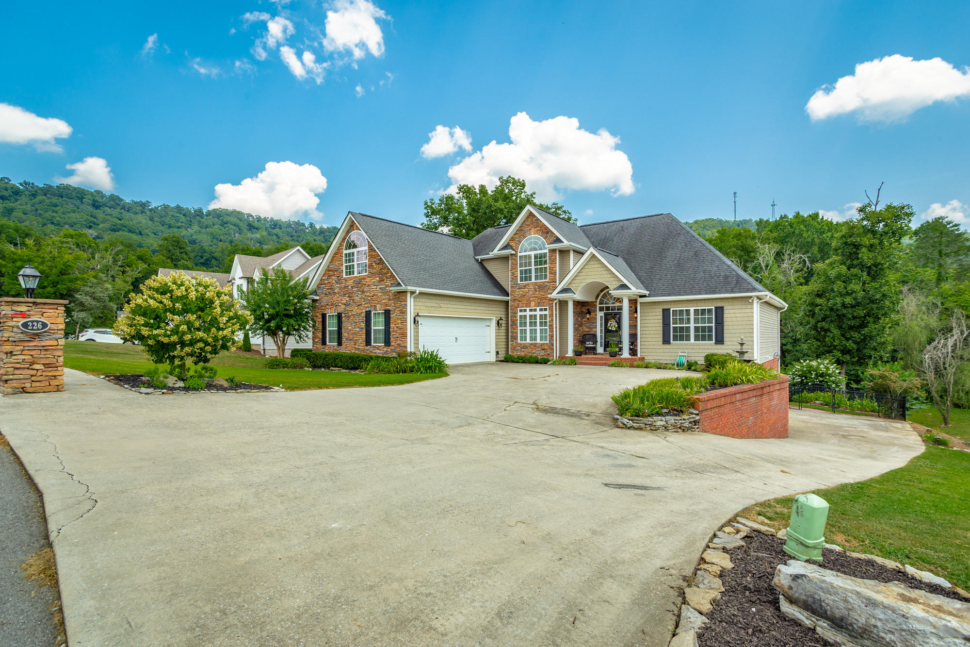 226 Canary Circle Ringgold, GA 30736 - Photo 5 of 90 226 Canary Cir. HD-92