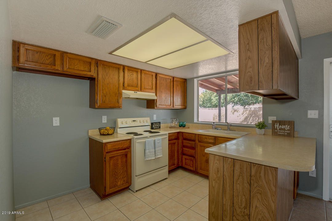 10622 West Ruth Avenue Peoria, AZ 85345 - Photo 11 of 28 11-Ruth_