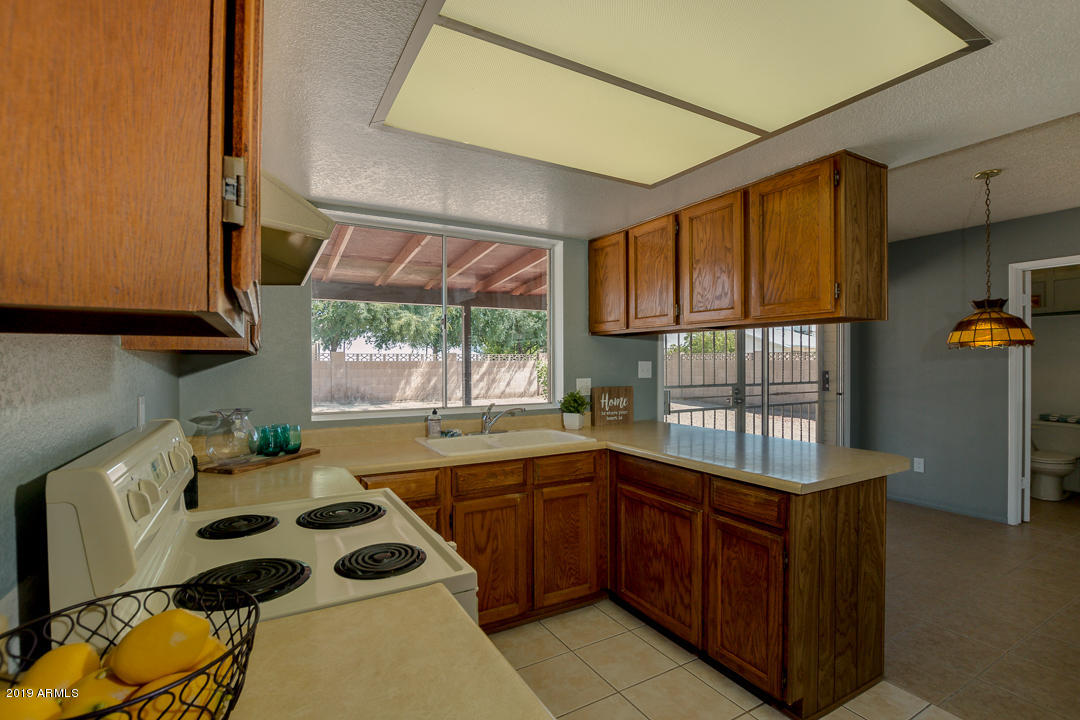 10622 West Ruth Avenue Peoria, AZ 85345 - Photo 12 of 28 12-Ruth_