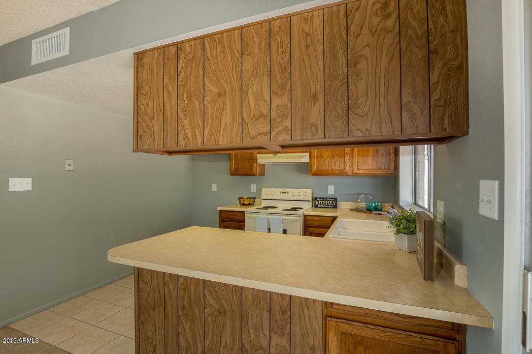 10622 West Ruth Avenue Peoria, AZ 85345 - Photo 10 of 28 10-Ruth_