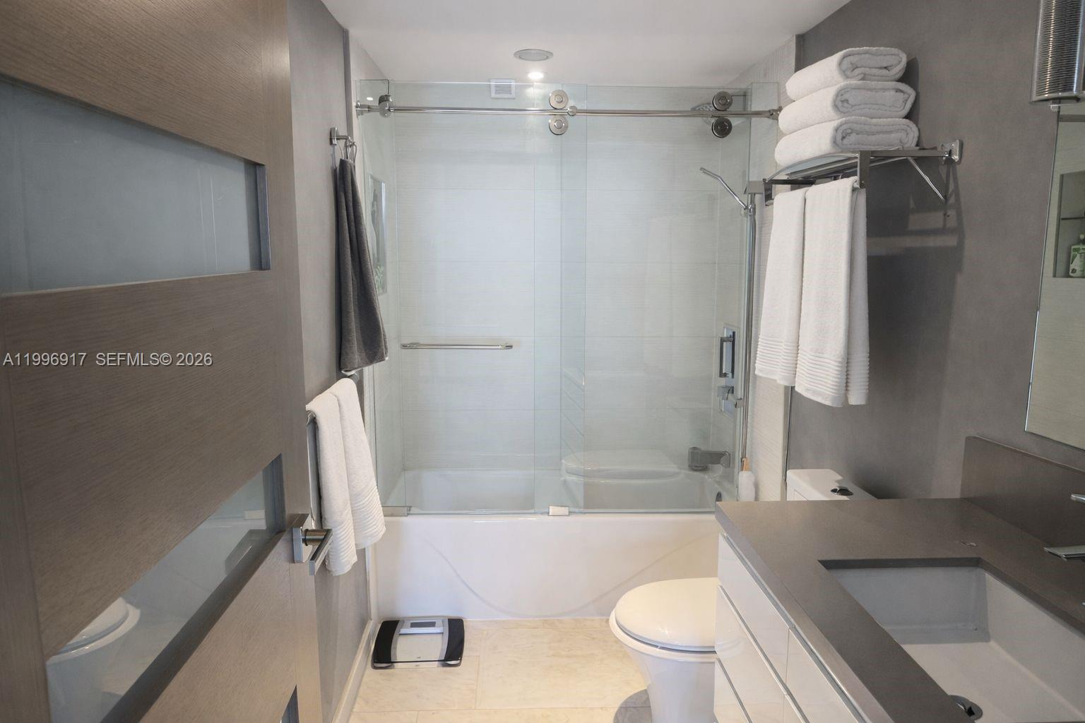 701 Brickell Key Boulevard, Unit 1611 Miami, FL 33131 - Photo 12 of 31