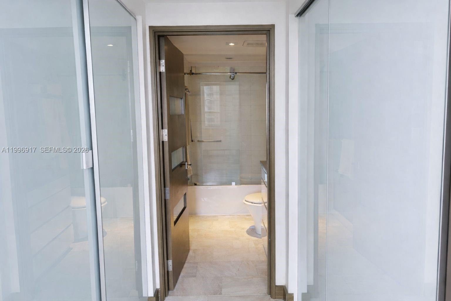 701 Brickell Key Boulevard, Unit 1611 Miami, FL 33131 - Photo 14 of 31