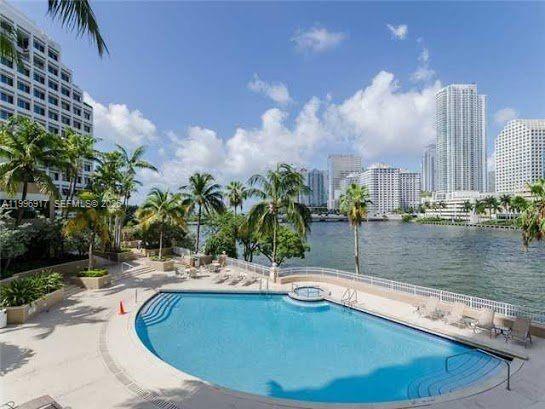 701 Brickell Key Boulevard, Unit 1611 Miami, FL 33131 - Photo 24 of 31