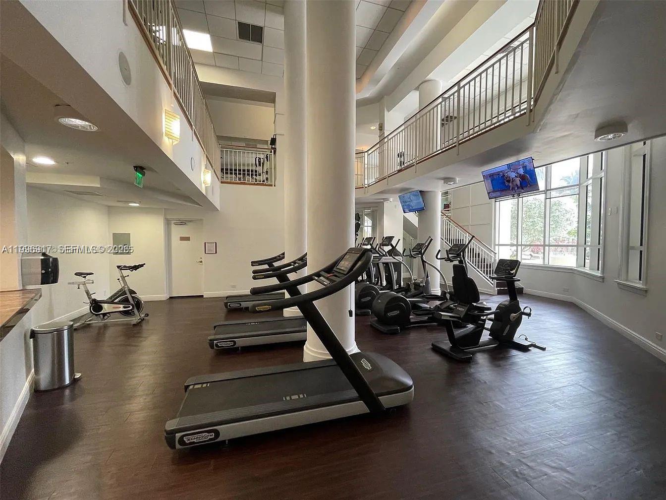 701 Brickell Key Boulevard, Unit 1611 Miami, FL 33131 - Photo 29 of 31