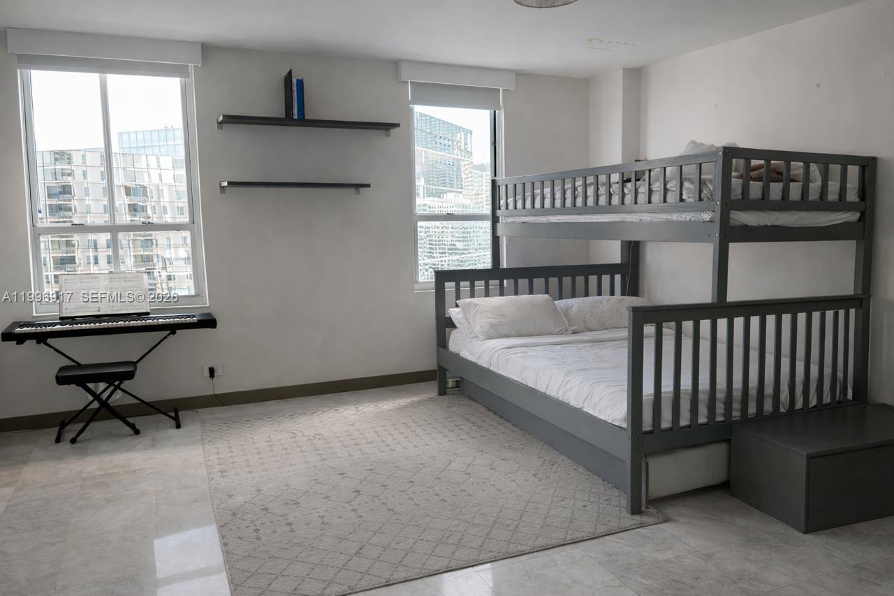 701 Brickell Key Boulevard, Unit 1611 Miami, FL 33131 - Photo 8 of 31