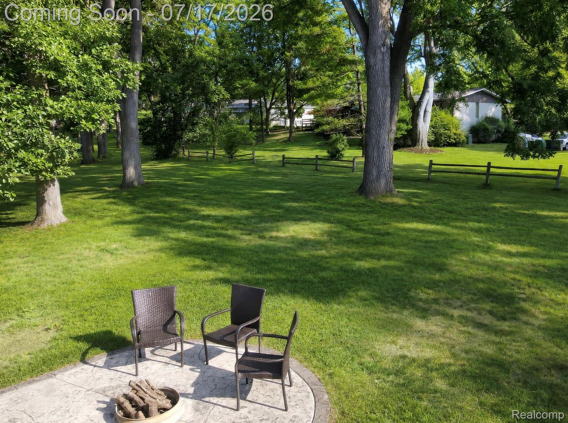 337 Beechview Drive Rochester, MI 48306 - Photo 45 of 54 Private yard