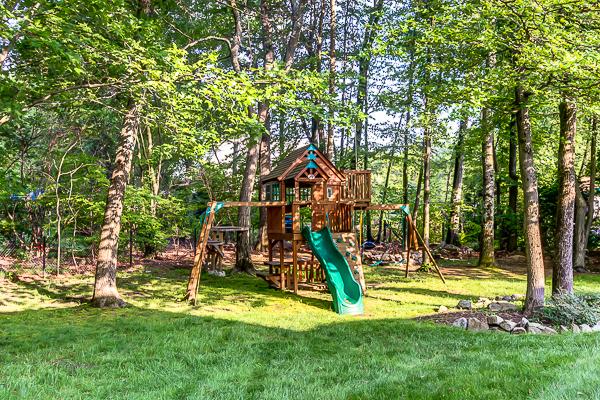 8 Kimball Road Hopkinton, MA 01748 - Photo 28 of 29 Gallery Image 28
