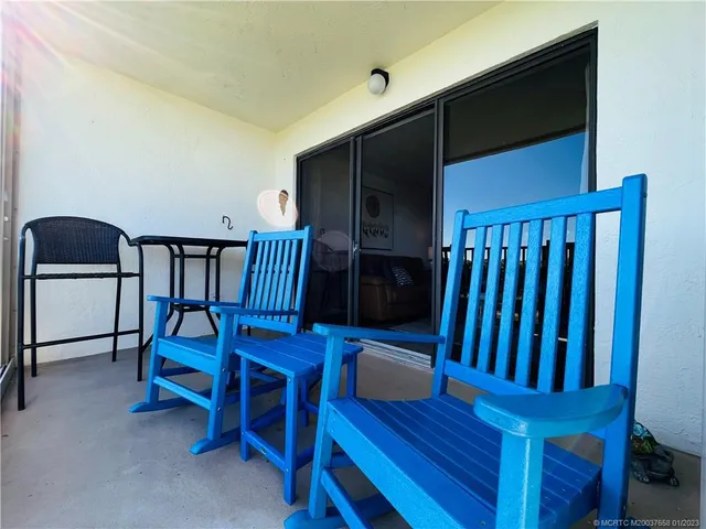 $5,100 | 10044 South Ocean Drive, Unit 203, Jensen Beach, FL 34957