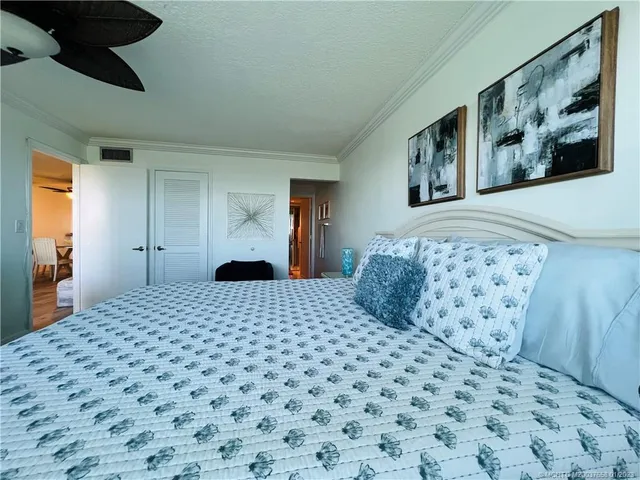 $5,100 | 10044 South Ocean Drive, Unit 203, Jensen Beach, FL 34957