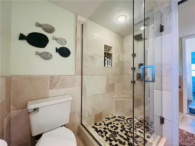 $5,100 | 10044 South Ocean Drive, Unit 203, Jensen Beach, FL 34957