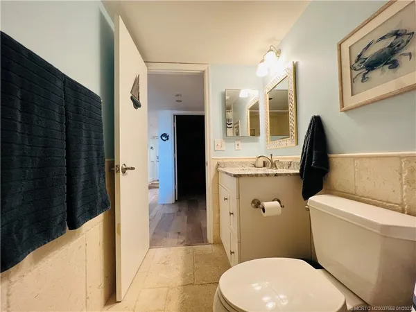 $5,100 | 10044 South Ocean Drive, Unit 203, Jensen Beach, FL 34957