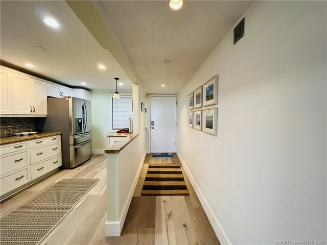 $5,100 | 10044 South Ocean Drive, Unit 203, Jensen Beach, FL 34957