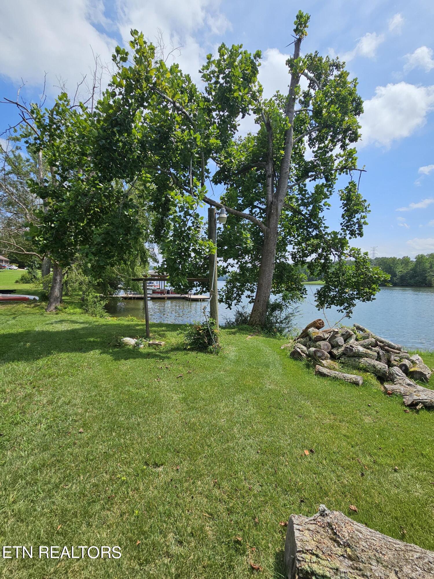 570 Emory River Road Harriman, TN 37748 - Photo 6 of 19 20240801_144624