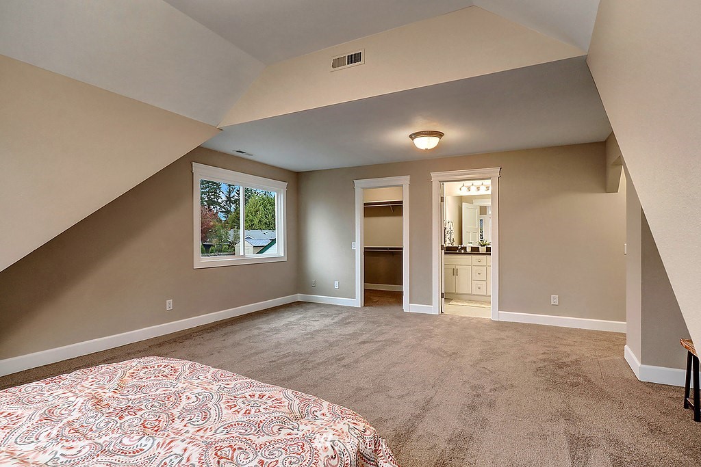 3119 165th Place Southeast Bothell, WA 98012 - Photo 14 of 18 Gallery Image 14