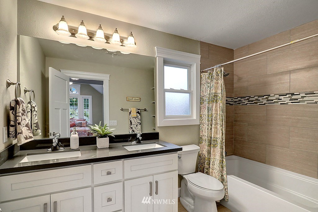 3119 165th Place Southeast Bothell, WA 98012 - Photo 15 of 18 Gallery Image 15