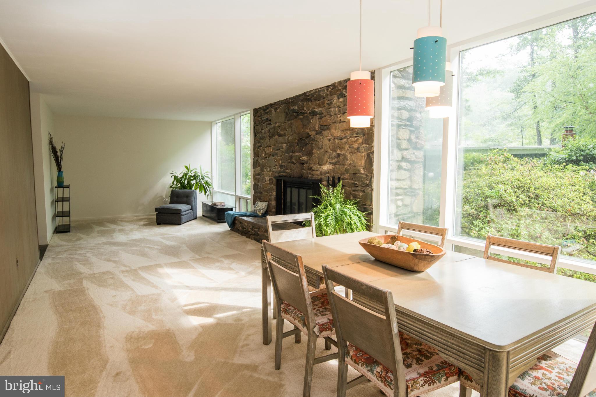 7608 Elba Road Alexandria, VA 22306 - Photo 4 of 24 Dining Room