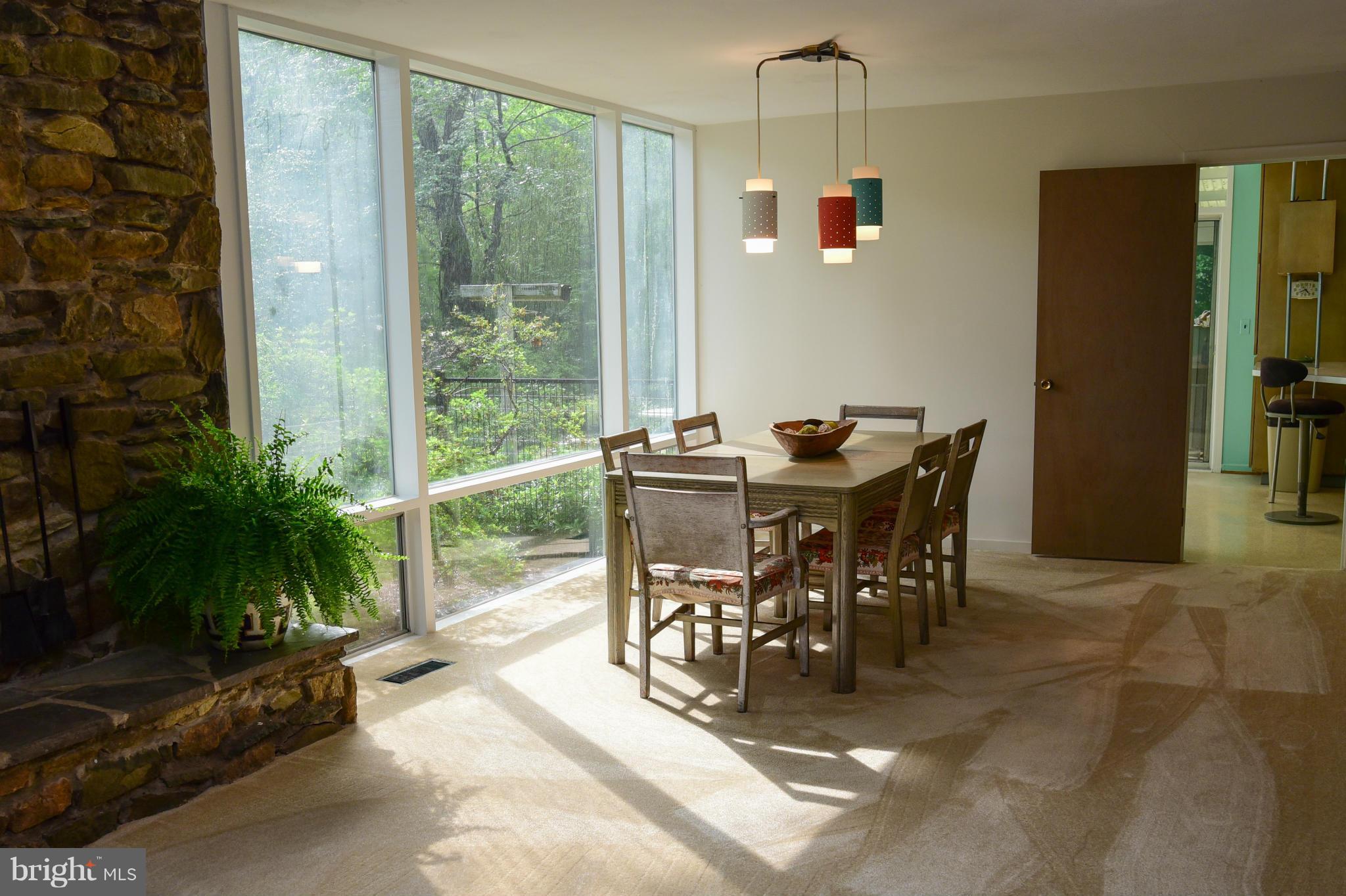 7608 Elba Road Alexandria, VA 22306 - Photo 5 of 24 Dining Room