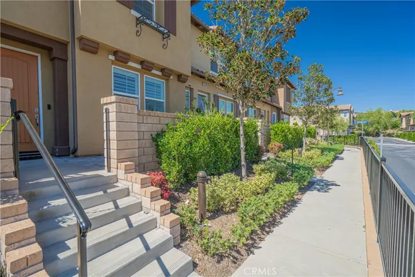$659,000 | 28706 Jardineras Drive, Valencia, CA 91354