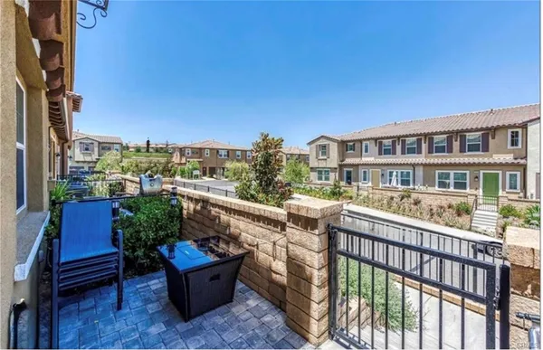 $659,000 | 28706 Jardineras Drive, Valencia, CA 91354