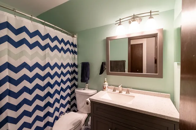 $315,000 | 873 Shady Lane, Aurora, IL 60506