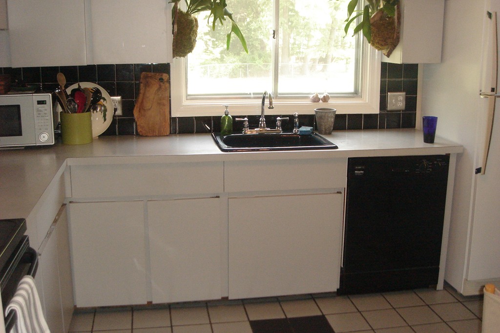 19 Berkeley Road Framingham, MA 01701 - Photo 3 of 18 Gallery Image 3
