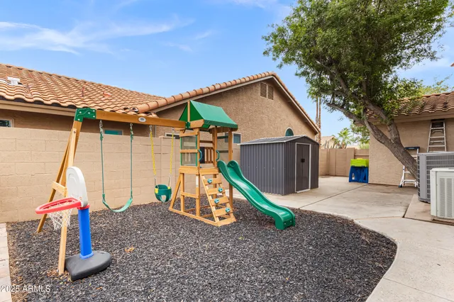 $749,900 | 1214 West Iris Drive, Gilbert, AZ 85233