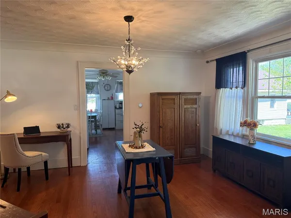$135,000 | 566 Hamilton Avenue, Wood River, IL 62095