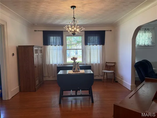$135,000 | 566 Hamilton Avenue, Wood River, IL 62095