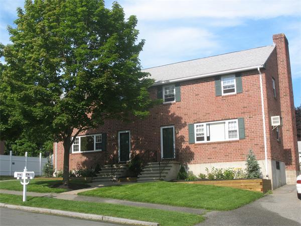 71 George Road, Unit 71 Winchester, MA 01890 - Photo 1 of 14