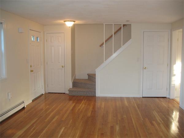71 George Road, Unit 71 Winchester, MA 01890 - Photo 5 of 14