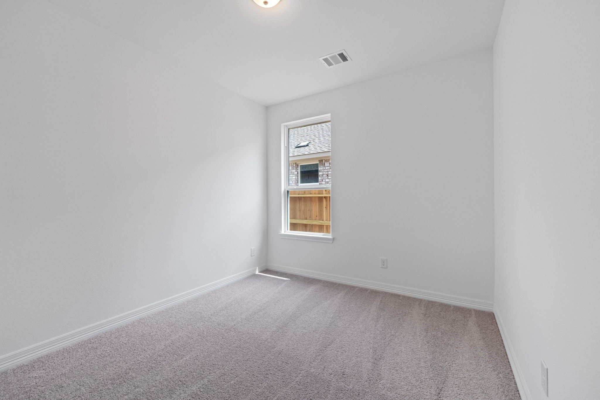 5019 Field Sparrow Lane Rosenberg, TX 77471 - Photo 6 of 19 Note: Sample product photo. Actual exterior and interior selections may vary by homesite. Photo may be virtually staged