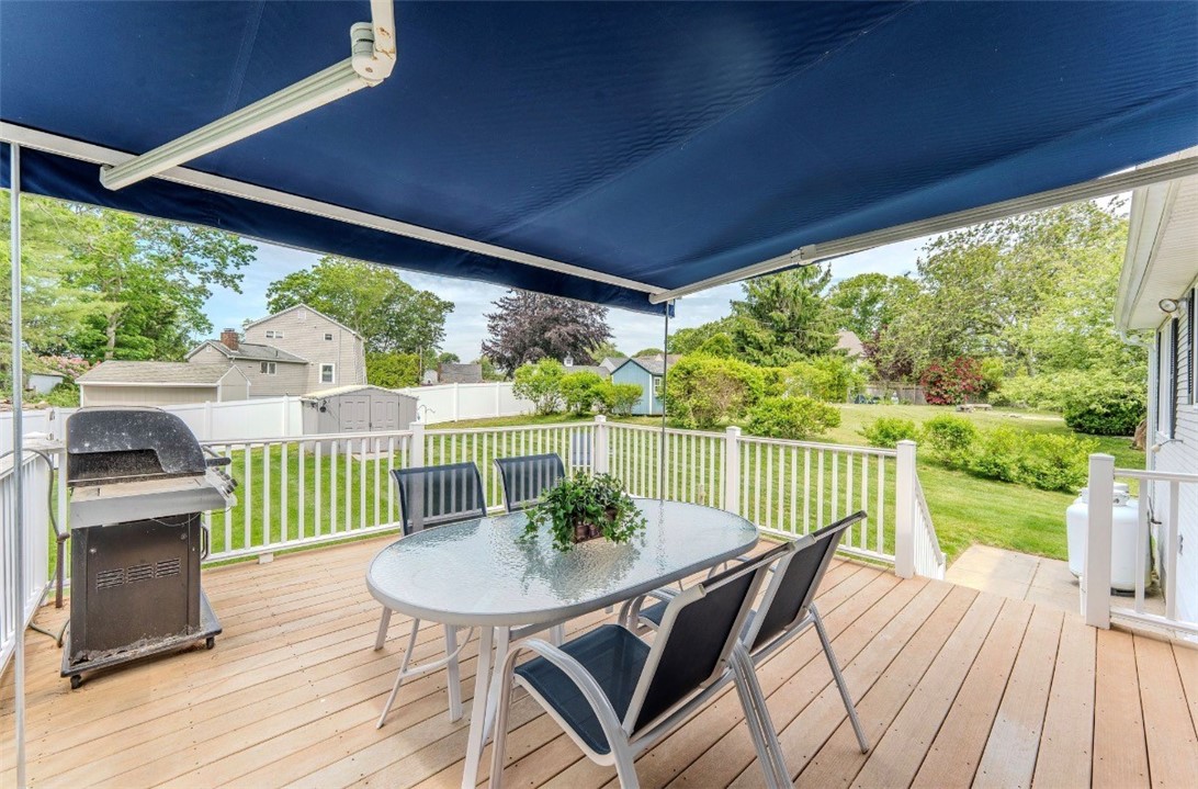 58 Brush Hill Road Narragansett, RI 02882 - Photo 17 of 24